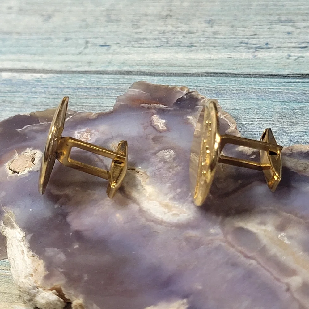 Gold Cufflinks and Tie clip Set.